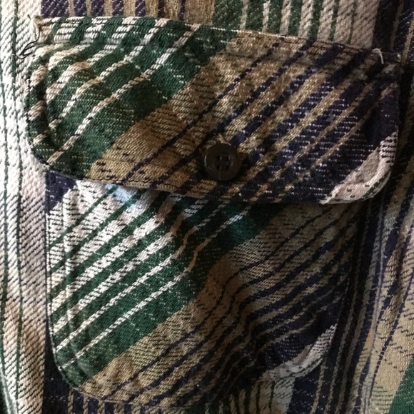 Coleman Outdoors (XL) Multicolor Plaid L/S Shirt - Picture 4 of 5